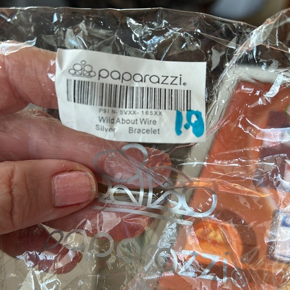 Wild about wire cuff bracelet - Picture 3 of 3